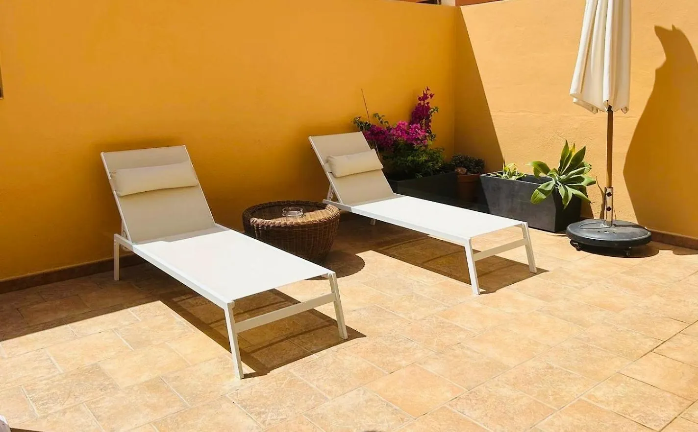 Family And Friends , Familienapartment Playa De San Juan 기아데이소라 아파트