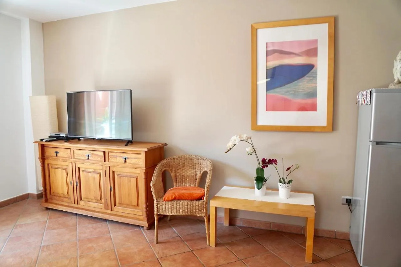Family And Friends , Familienapartment Playa De San Juan 기아데이소라 아파트